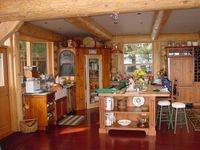 Kitchen in piece-en-piece home - Galliano Island